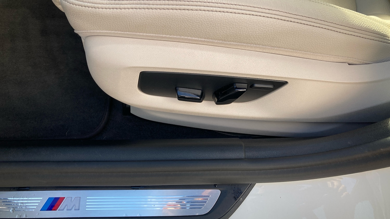 Used BMW 5 Series 2017 for sale - 76379668: Photo 74