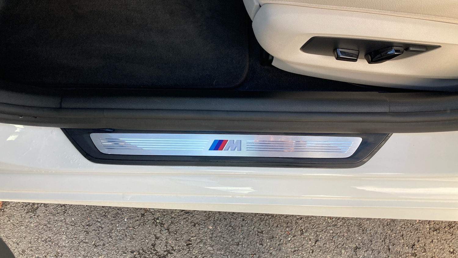 Used BMW 5 Series 2017 for sale - 76379668: Photo 79