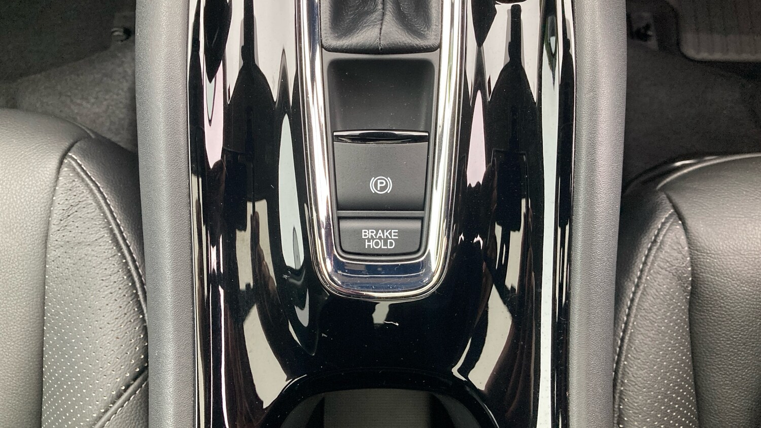 Used Honda HR-V 2016 for sale - 76340530: Photo 40