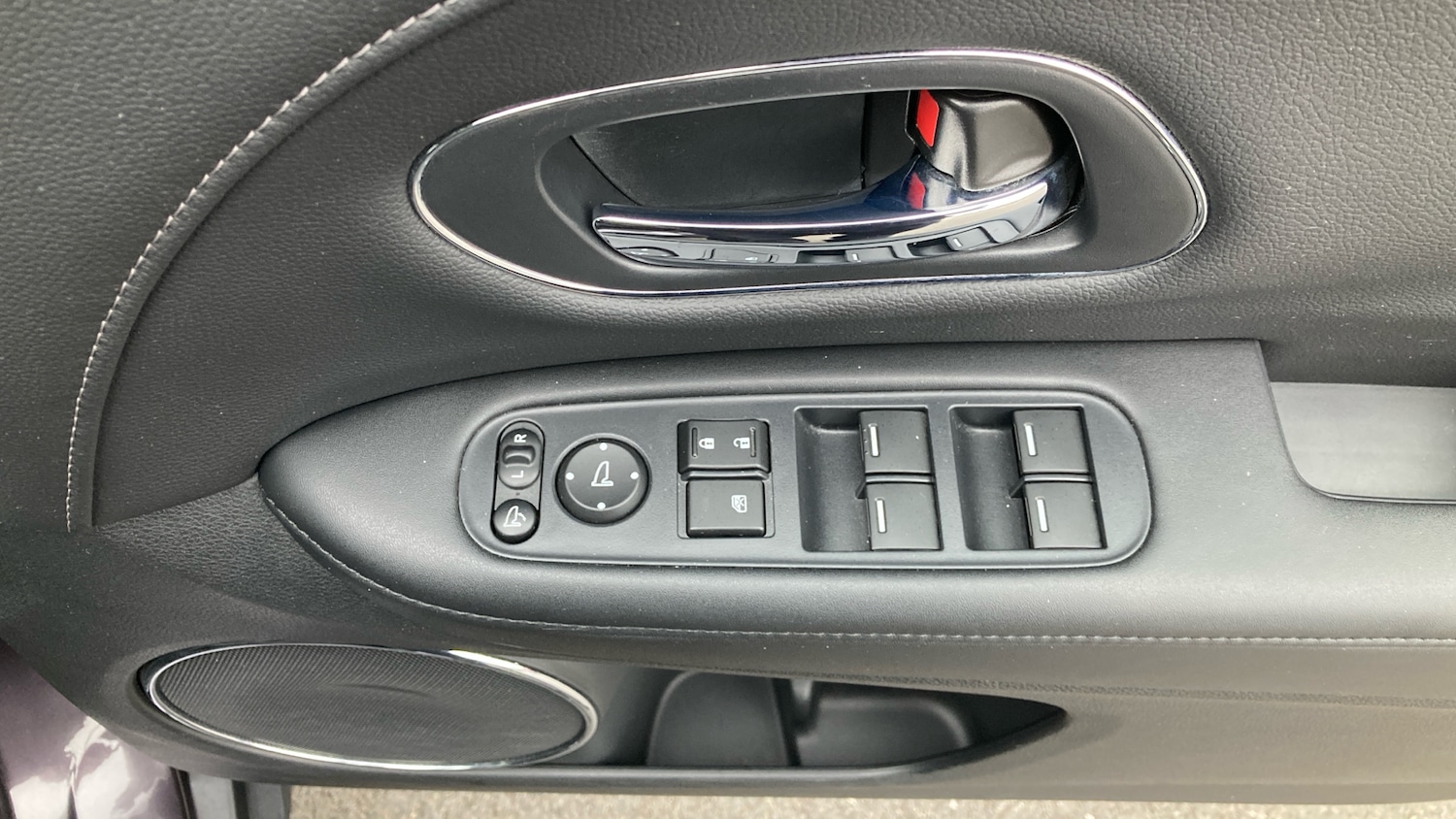 Used Honda HR-V 2016 for sale - 76340530: Photo 59