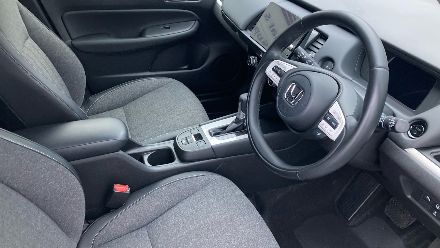 Used Honda Jazz 2023 for sale - 77297058: Photo 45