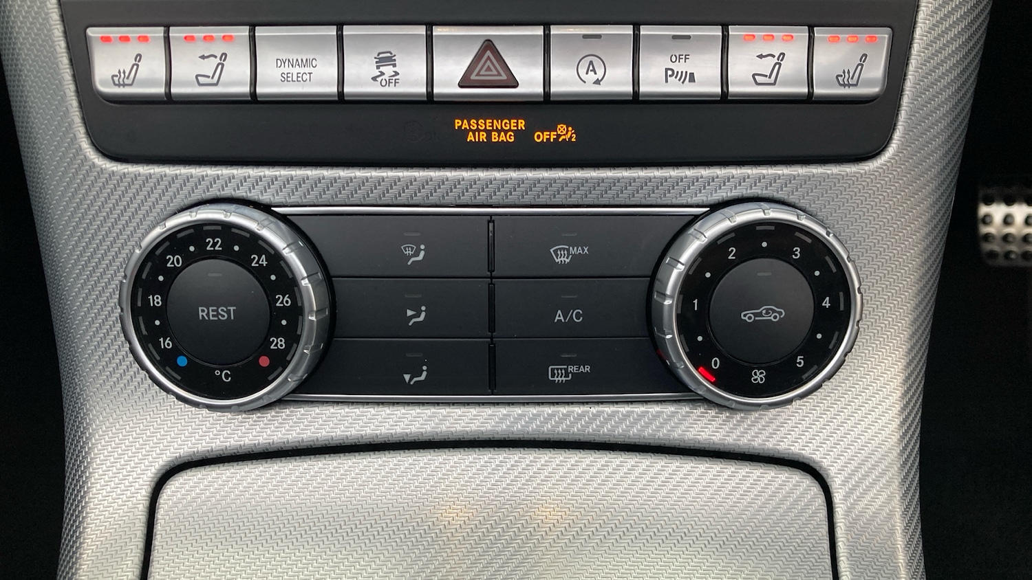 Used Mercedes-Benz SLC 2016 for sale - 76738686: Photo 26