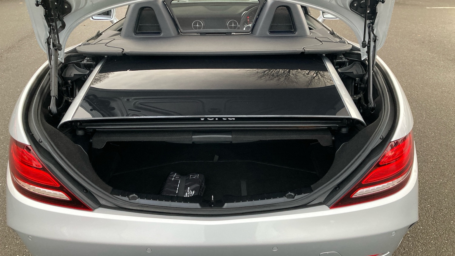 Used Mercedes-Benz SLC 2016 for sale - 76738686: Photo 4