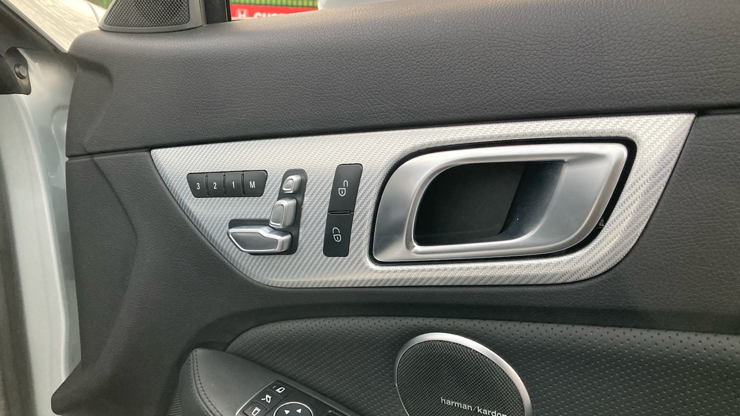 Used Mercedes-Benz SLC 2016 for sale - 76738686: Photo 42