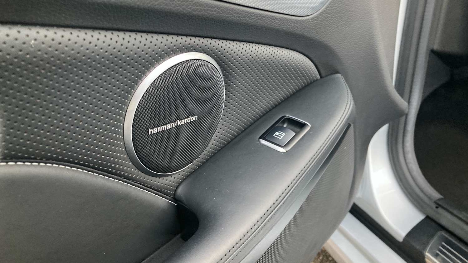 Used Mercedes-Benz SLC 2016 for sale - 76738686: Photo 49