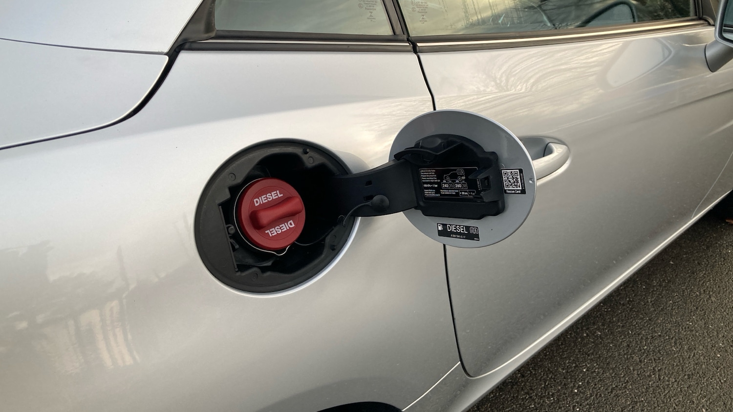 Used Mercedes-Benz SLC 2016 for sale - 76738686: Photo 75