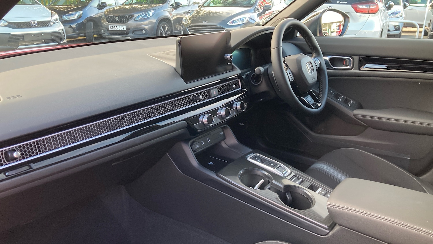 Used Honda Civic 2025 for sale - 76157705: Photo 2