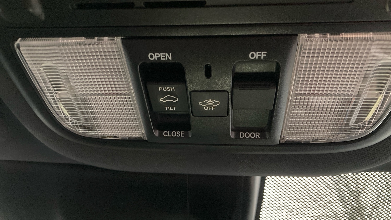 Used Honda Civic 2018 for sale - 77032776: Photo 28