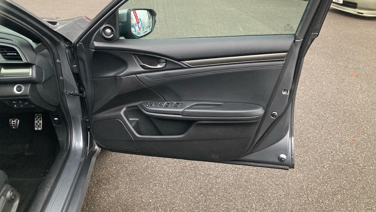 Used Honda Civic 2018 for sale - 77032776: Photo 35