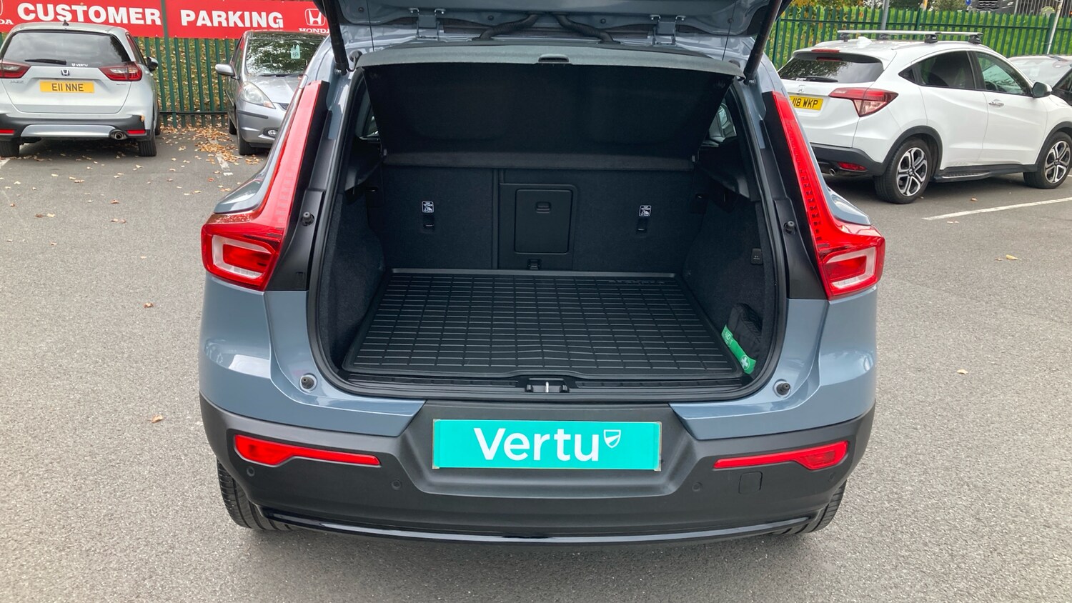 Used Volvo XC40 2022 for sale - 76146474: Photo 4