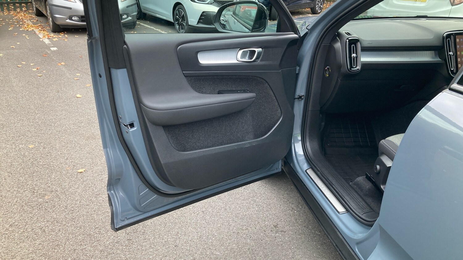 Used Volvo XC40 2022 for sale - 76146474: Photo 73