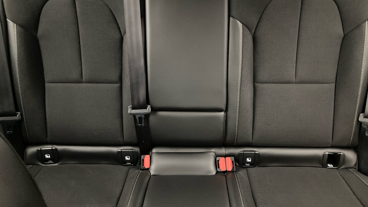 Used Volvo XC40 2018 for sale - 77452981: Photo 17