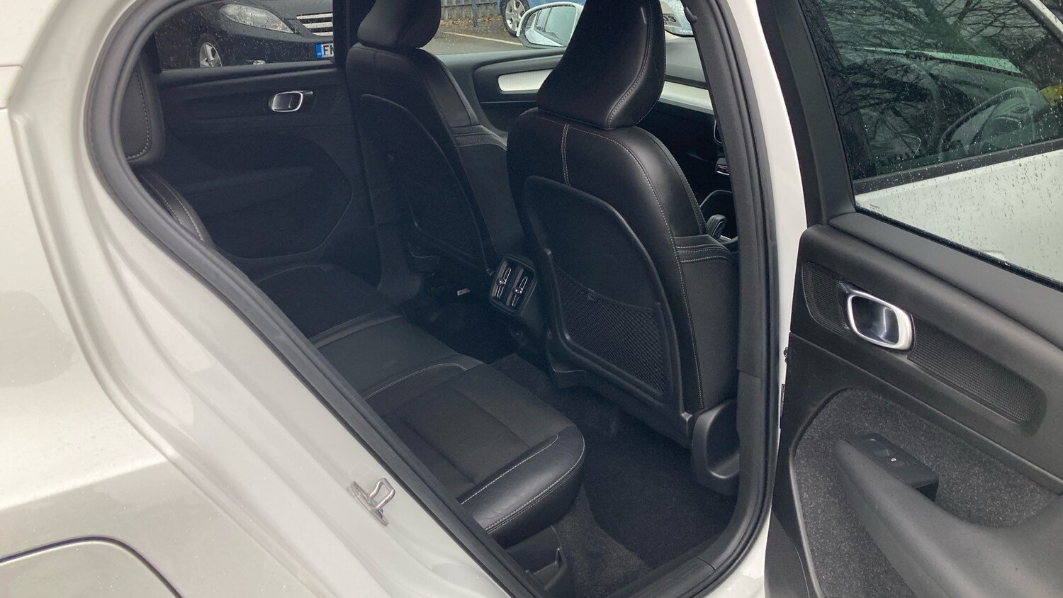 Used Volvo XC40 2018 for sale - 77452981: Photo 37