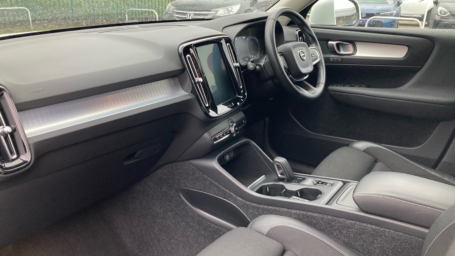 Used Volvo XC40 2018 for sale - 77452981: Photo 9