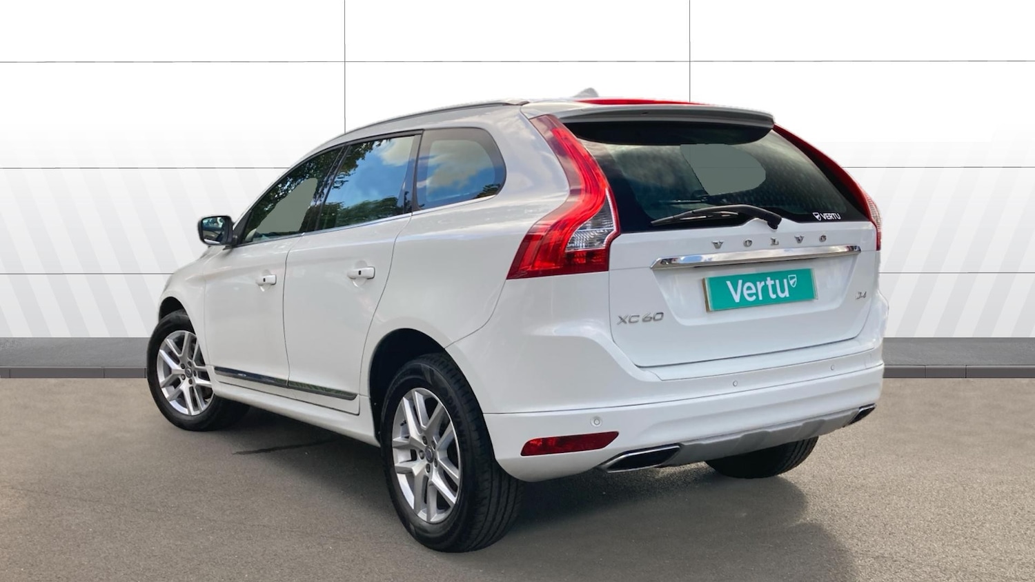 Used Volvo XC60 2016 for sale - 76467881: Photo 2