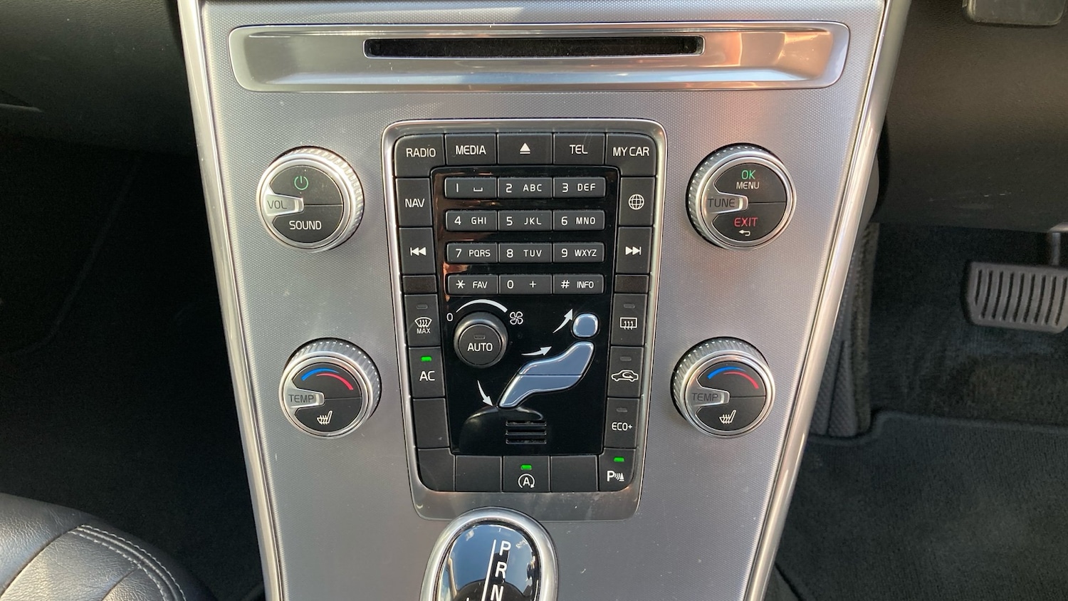 Used Volvo XC60 2016 for sale - 76467881: Photo 34