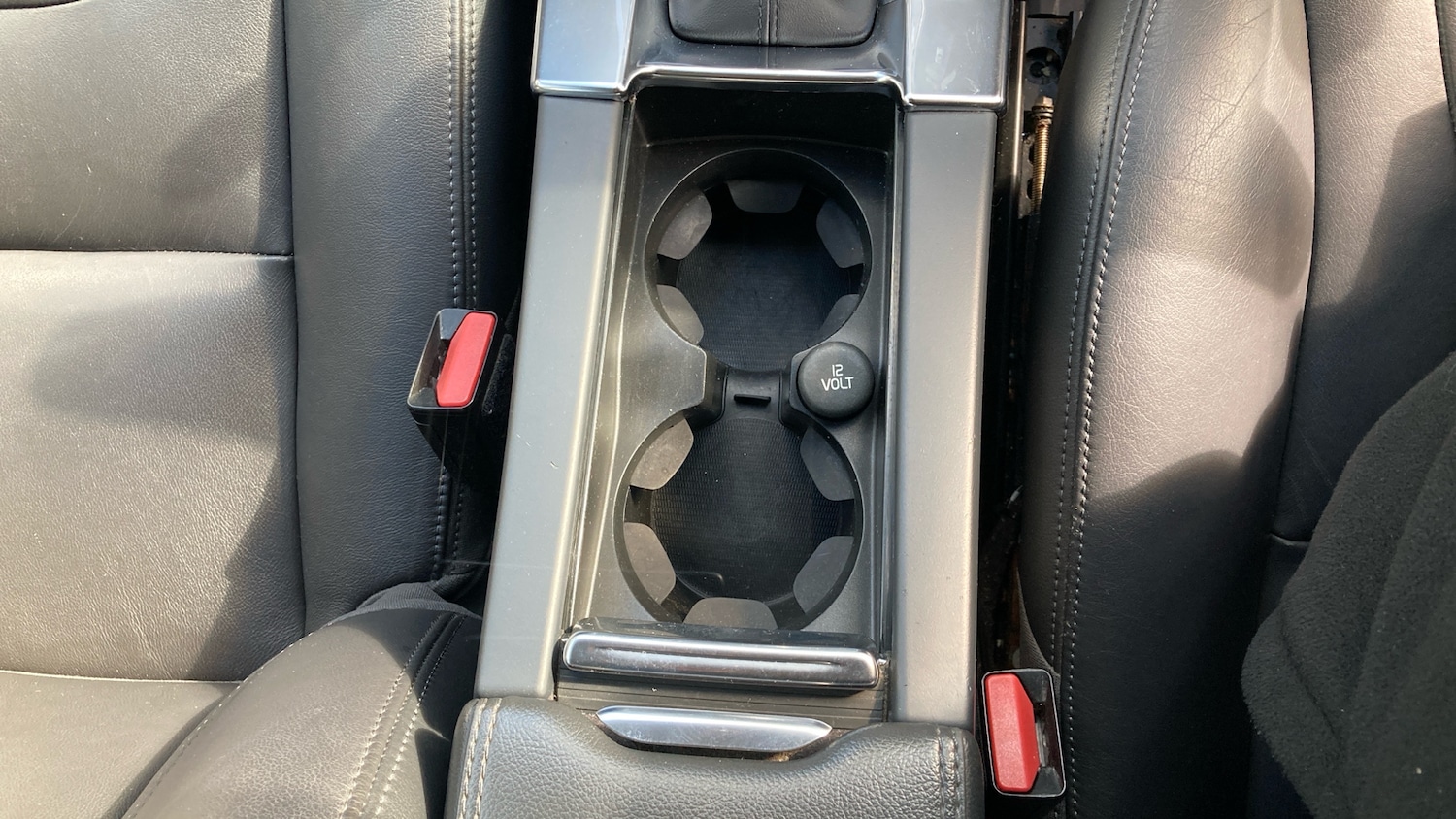 Used Volvo XC60 2016 for sale - 76467881: Photo 36