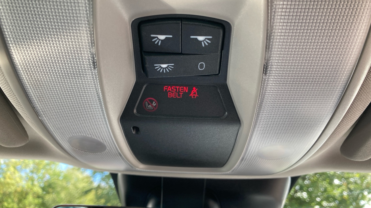 Used Volvo XC60 2016 for sale - 76467881: Photo 40