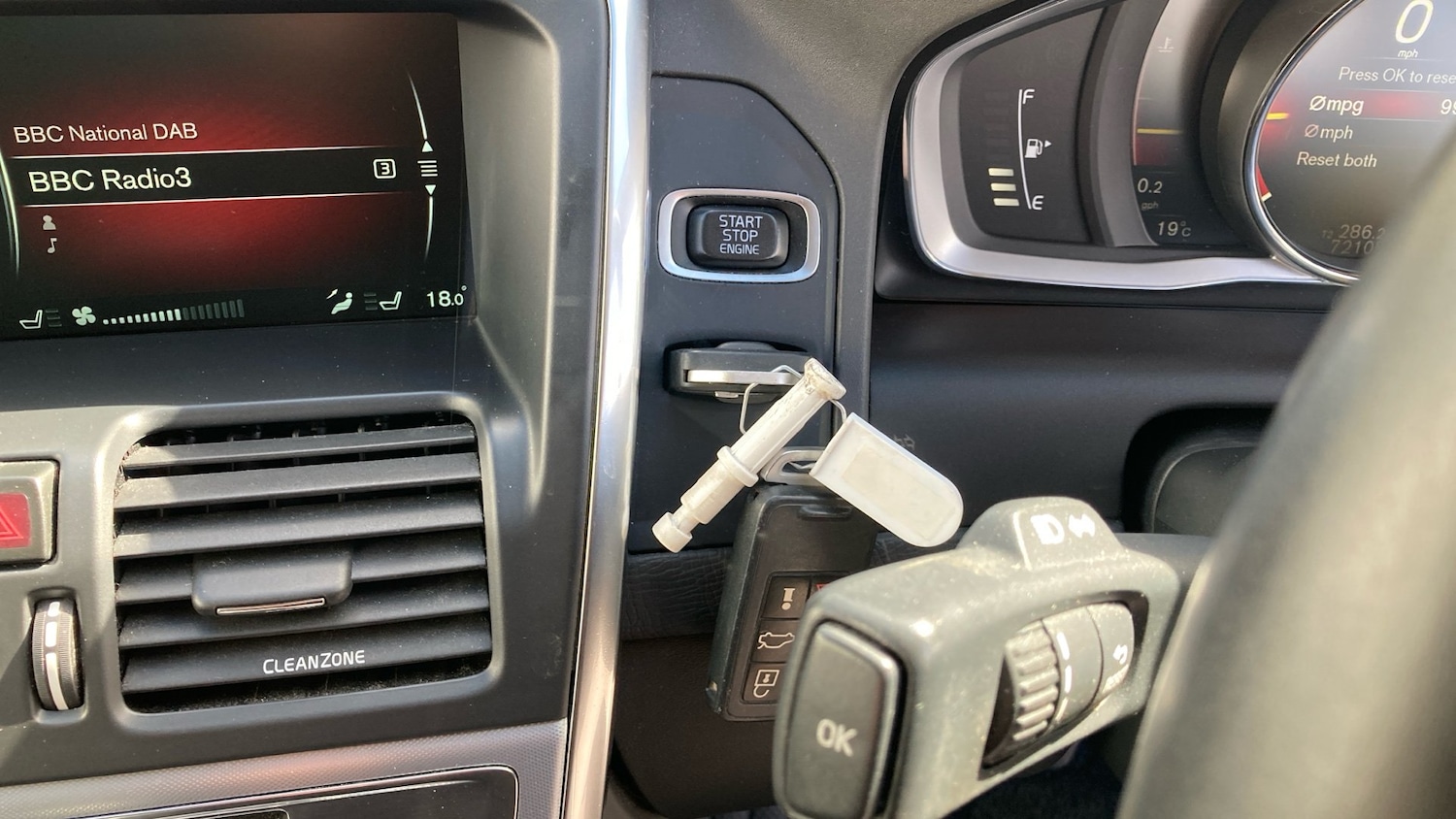 Used Volvo XC60 2016 for sale - 76467881: Photo 46