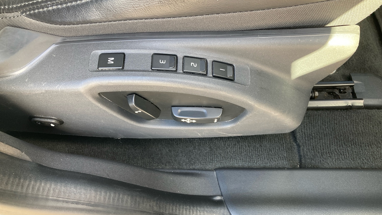 Used Volvo XC60 2016 for sale - 76467881: Photo 49