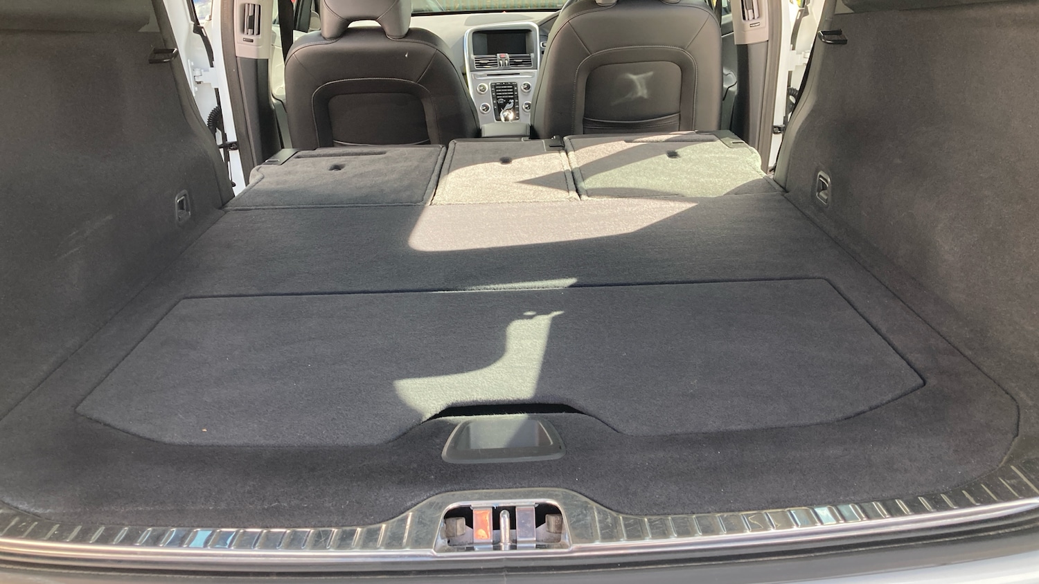 Used Volvo XC60 2016 for sale - 76467881: Photo 56