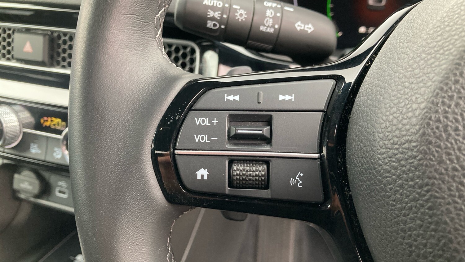 Used Honda Civic 2022 for sale - 76302095: Photo 25