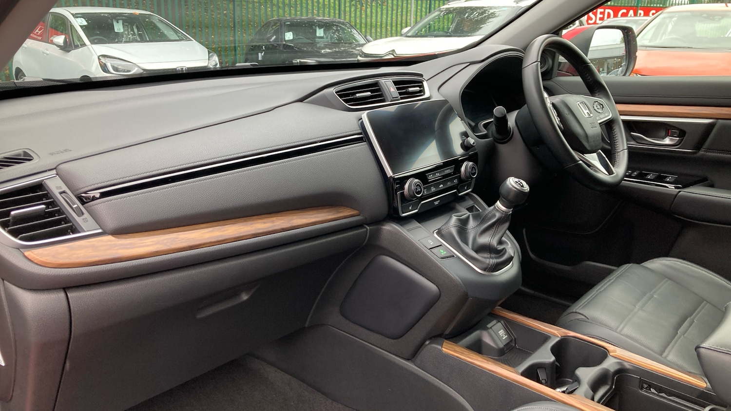 Used Honda CR-V 2019 for sale - 76079695: Photo 2