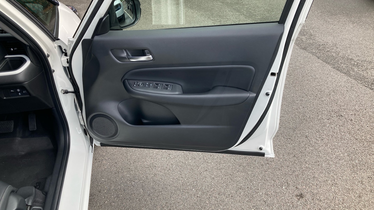 Vehicle 27