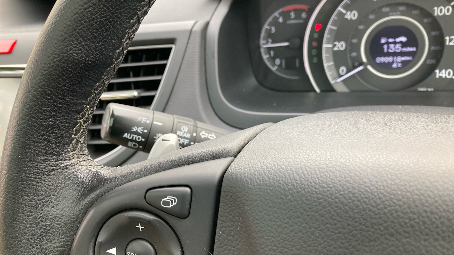 Used Honda CR-V 2015 for sale - 77197933: Photo 32