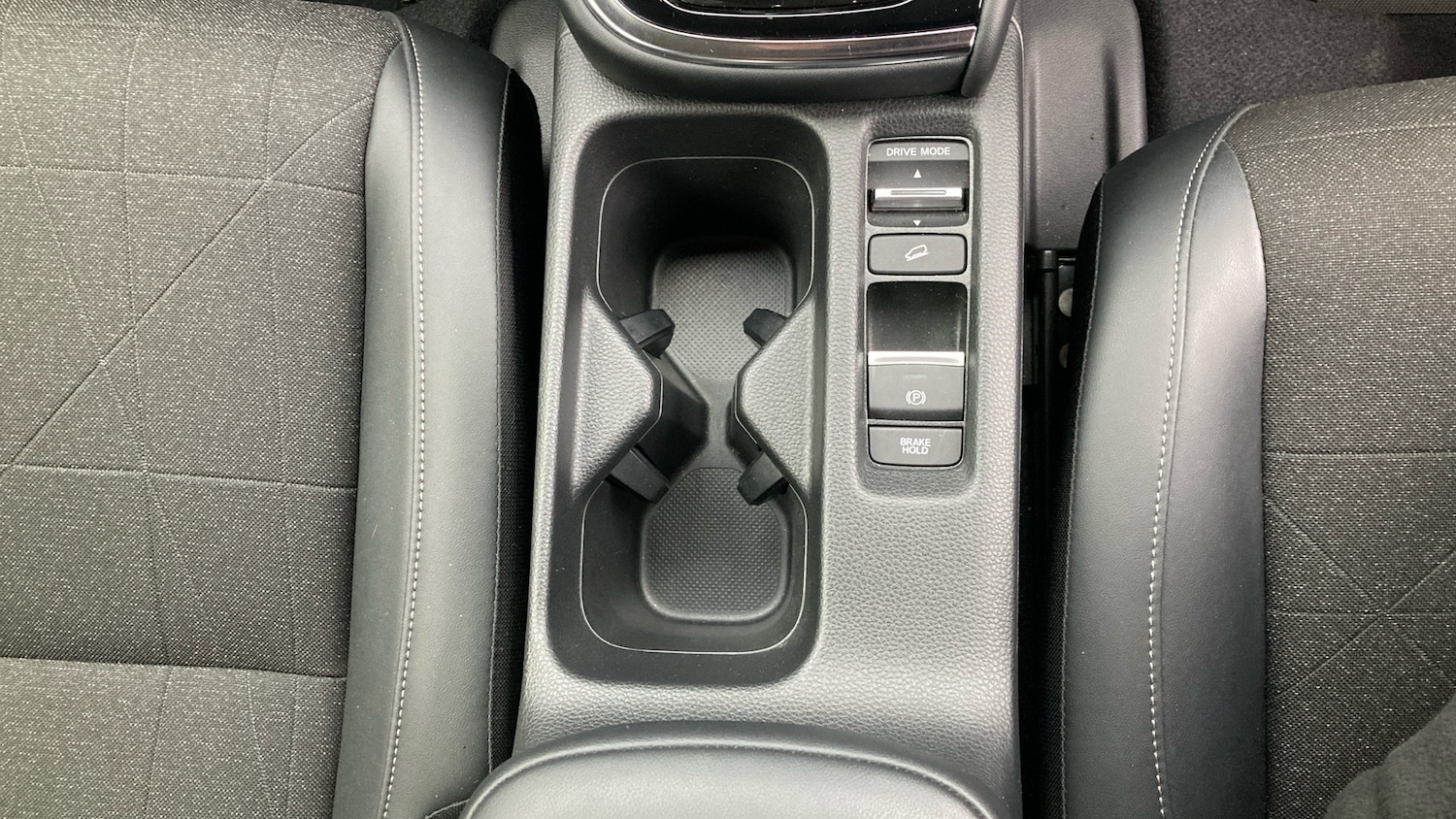 Used Honda HR-V 2022 for sale - 77063835: Photo 31