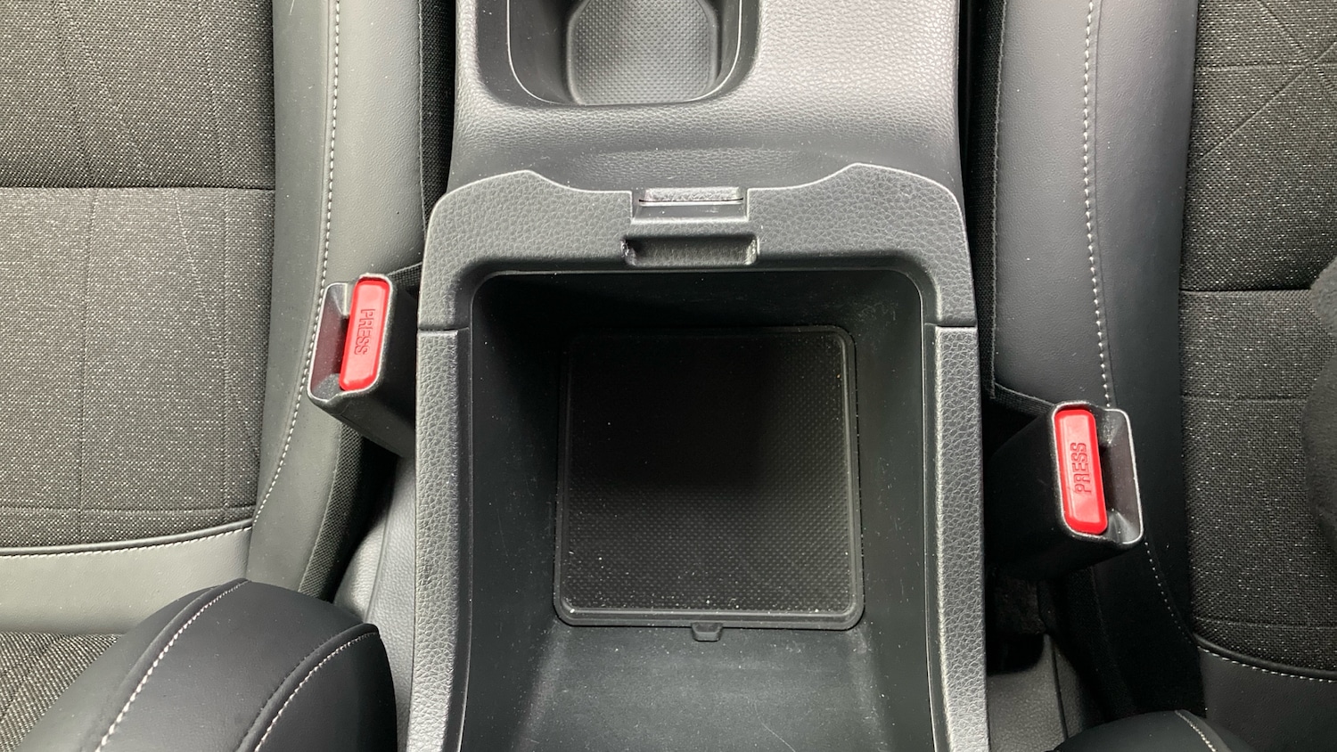 Used Honda HR-V 2022 for sale - 77063835: Photo 32