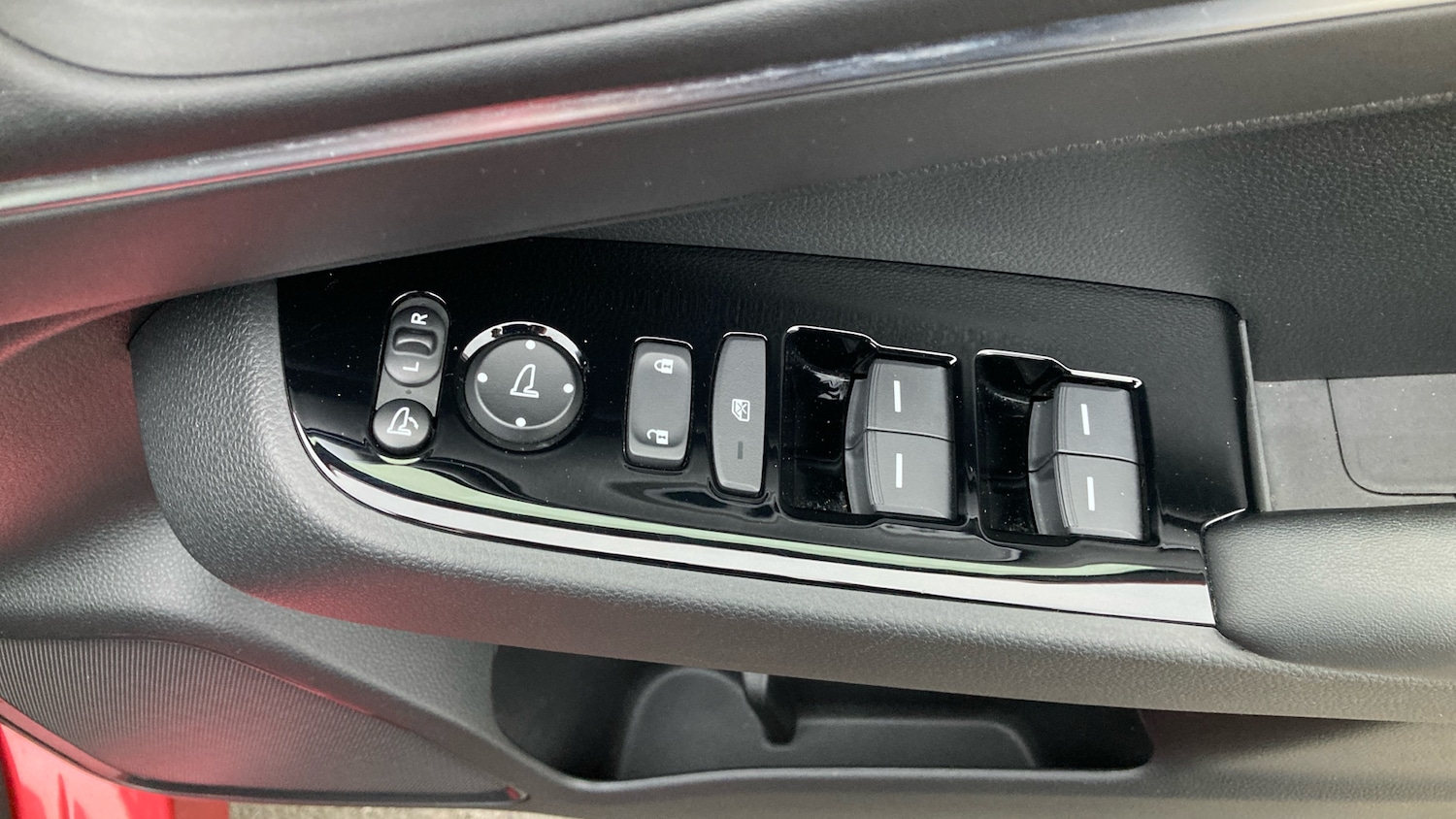 Used Honda HR-V 2022 for sale - 77063835: Photo 41