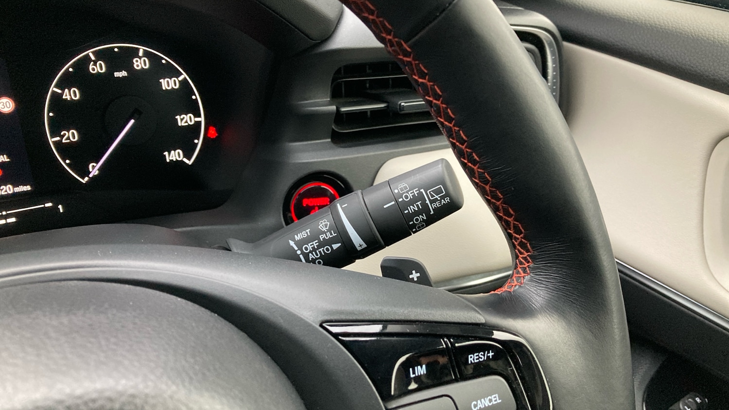 Used Honda HR-V 2022 for sale - 77105182: Photo 24