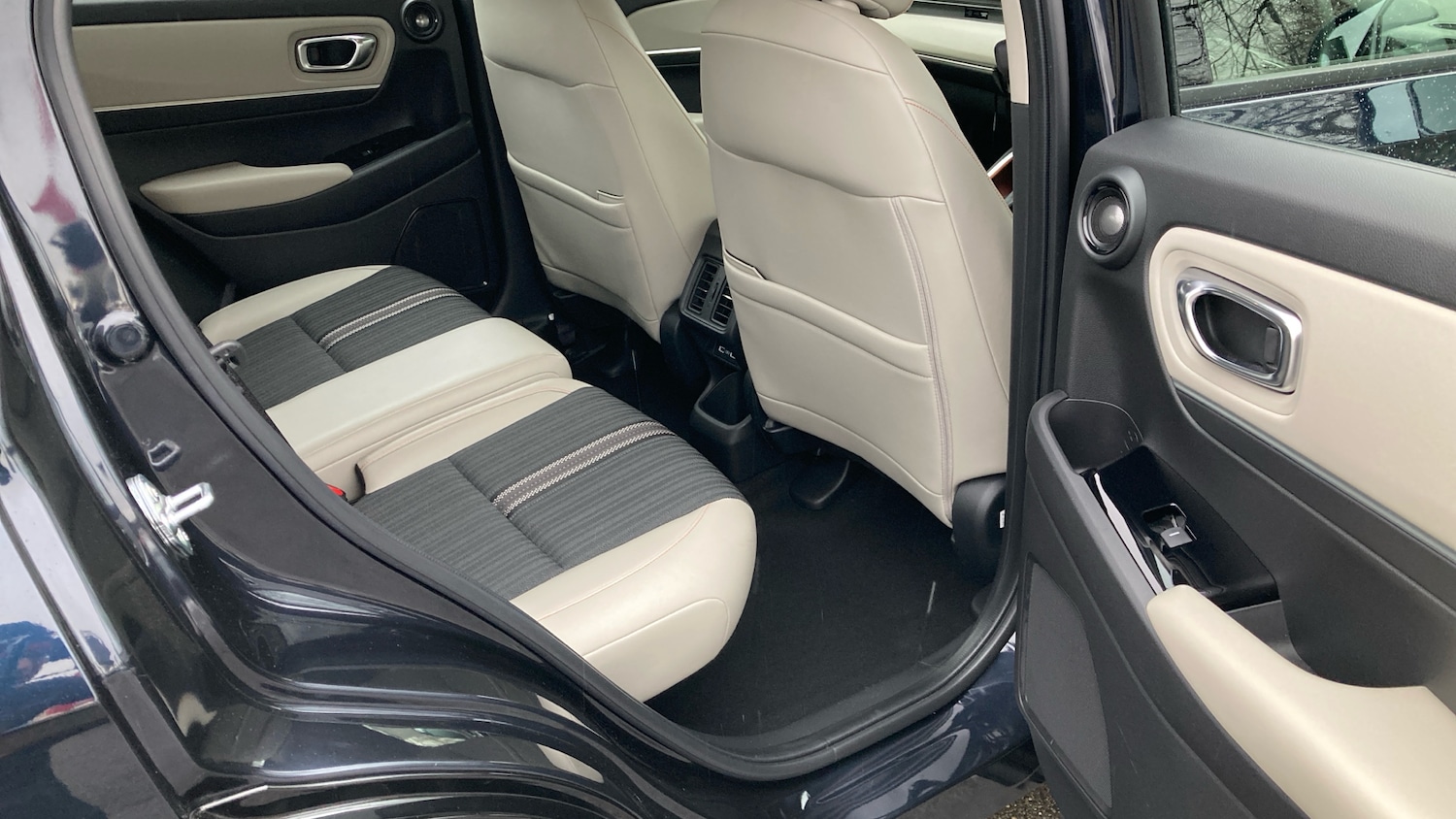 Used Honda HR-V 2022 for sale - 77105182: Photo 30