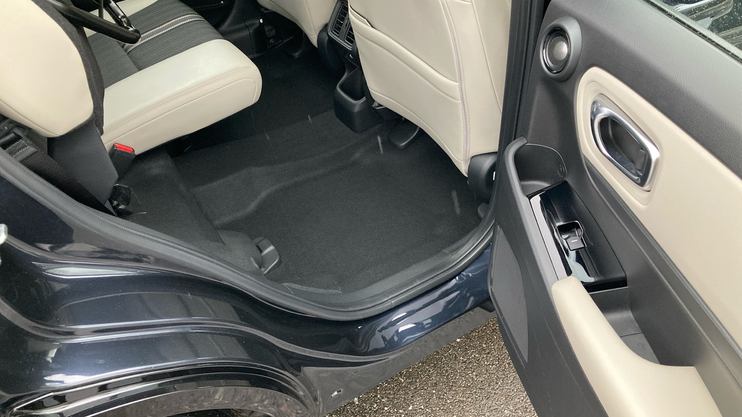 Used Honda HR-V 2022 for sale - 77105182: Photo 31