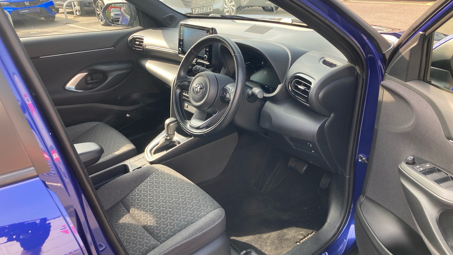 Used Toyota Yaris Cross 2023 for sale - 77974448: Photo 34