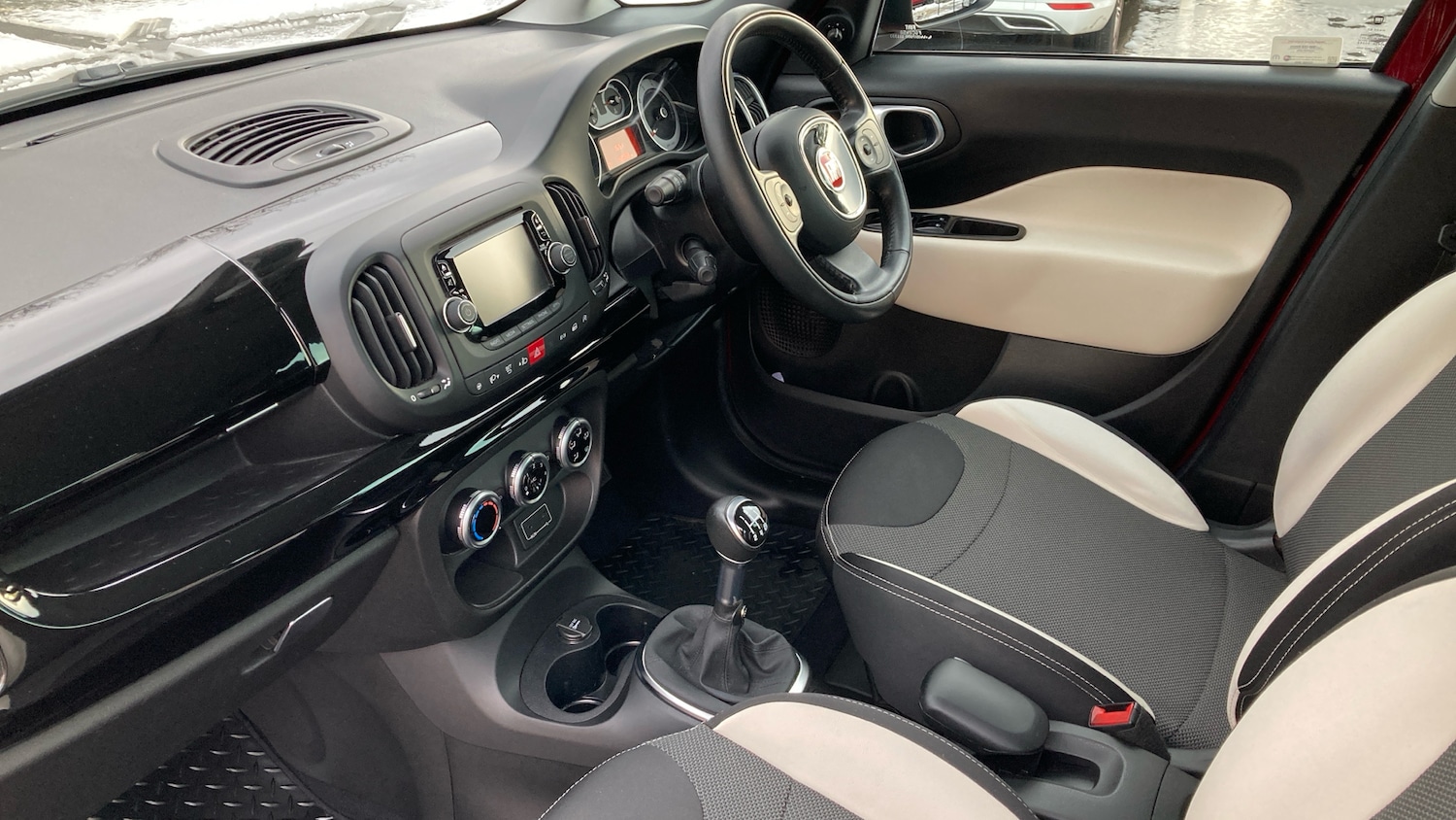 Used Fiat 500L 2017 for sale - 77180654: Photo 13