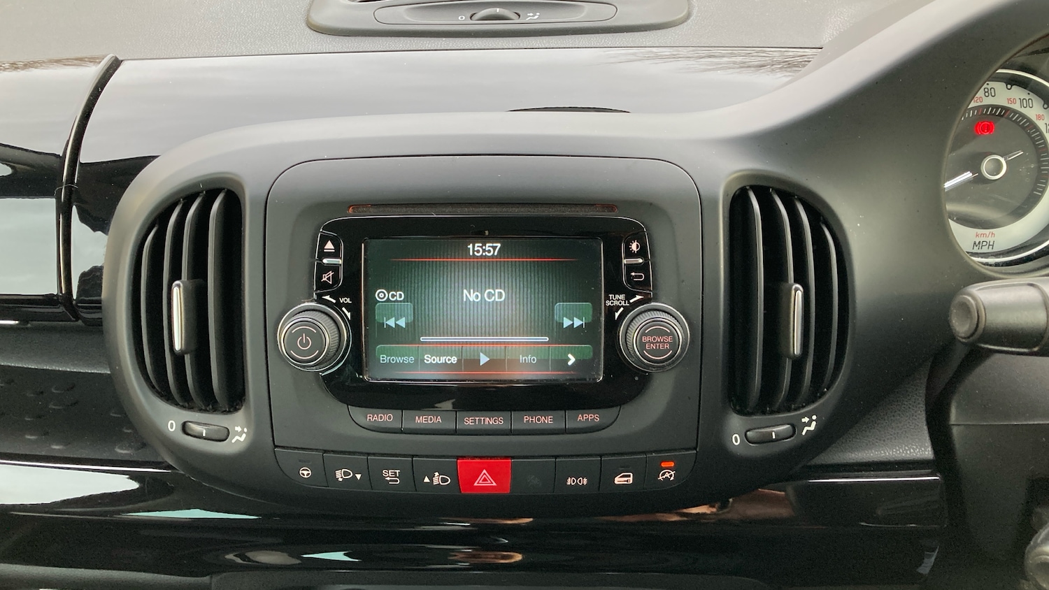 Used Fiat 500L 2017 for sale - 77180654: Photo 21