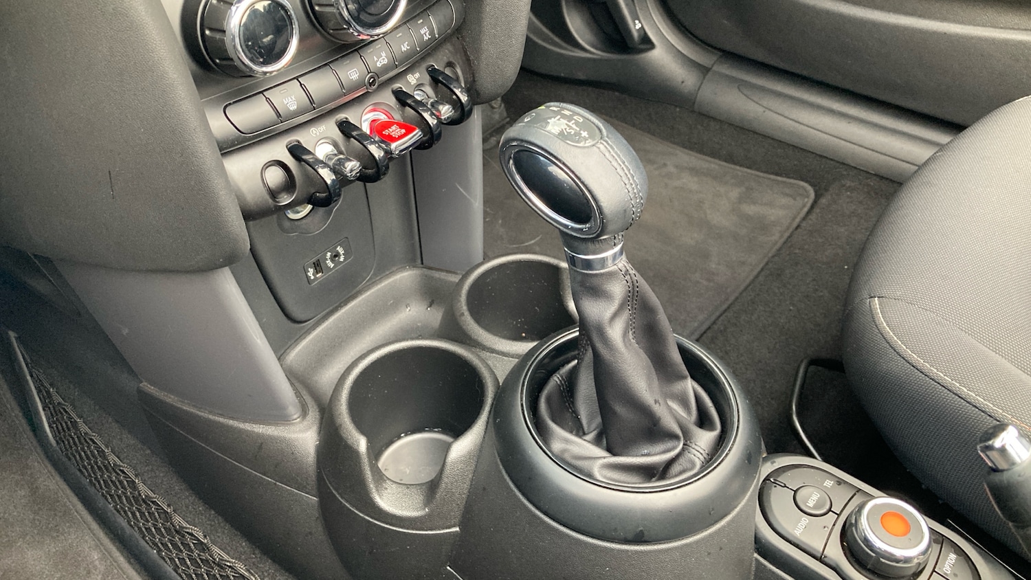 Used MINI Convertible 2016 for sale - 78018186: Photo 13