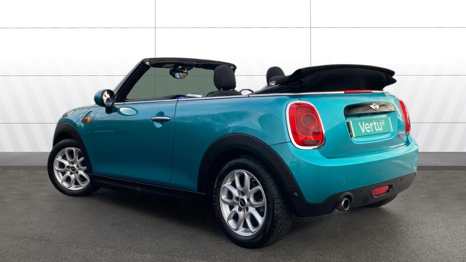 Used MINI Convertible 2016 for sale - 78018186: Photo 2