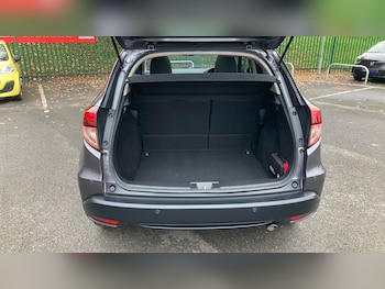 Used Honda HR-V 2016 for sale - 76265283: Photo 4