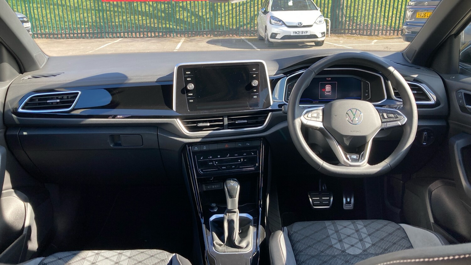 Used Volkswagen T-Roc 2023 for sale - 78164697: Photo 10