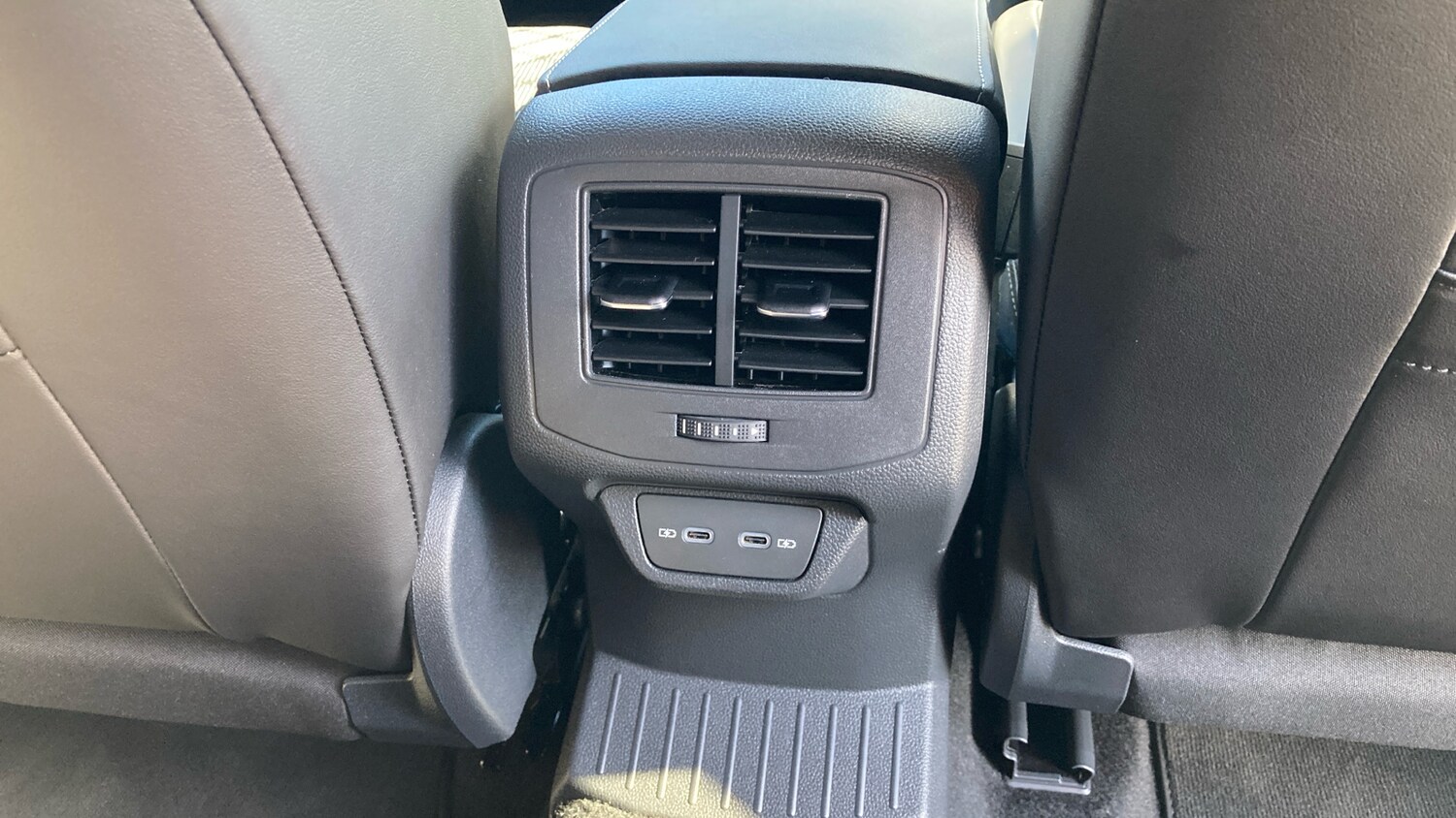 Used Volkswagen T-Roc 2023 for sale - 78164697: Photo 42