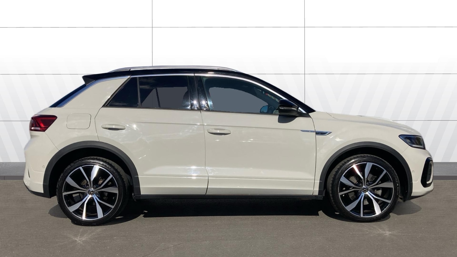 Used Volkswagen T-Roc 2023 for sale - 78164697: Photo 5