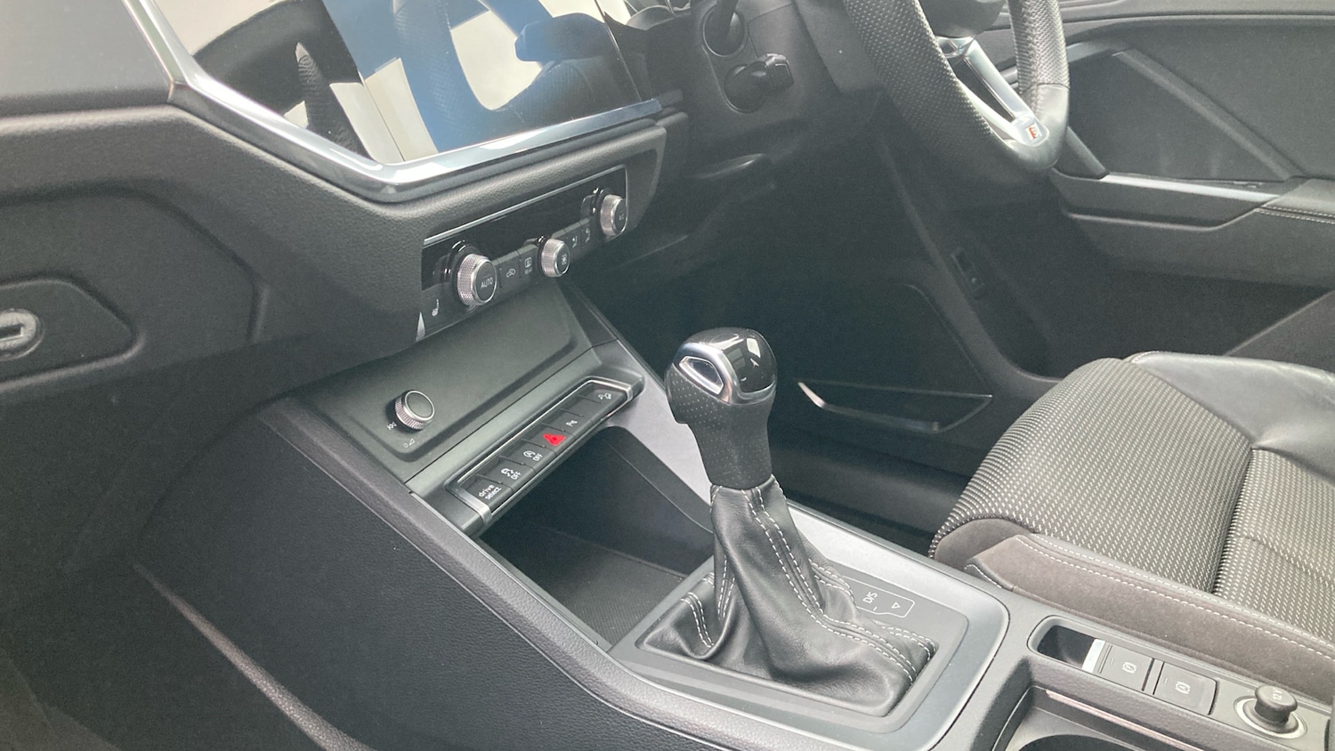 Used Audi Q3 2019 for sale - 77681665: Photo 13