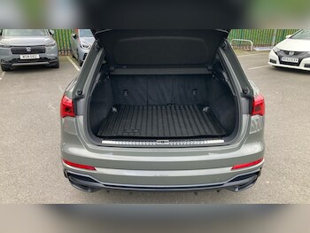 Used Audi Q3 2019 for sale - 77681665: Photo