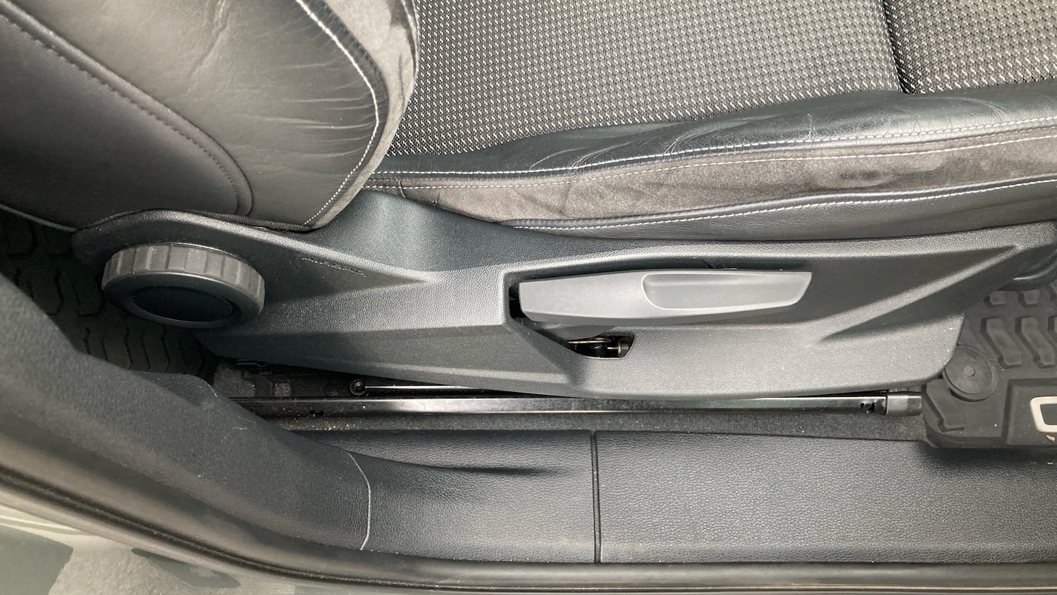 Used Audi Q3 2019 for sale - 77681665: Photo 60