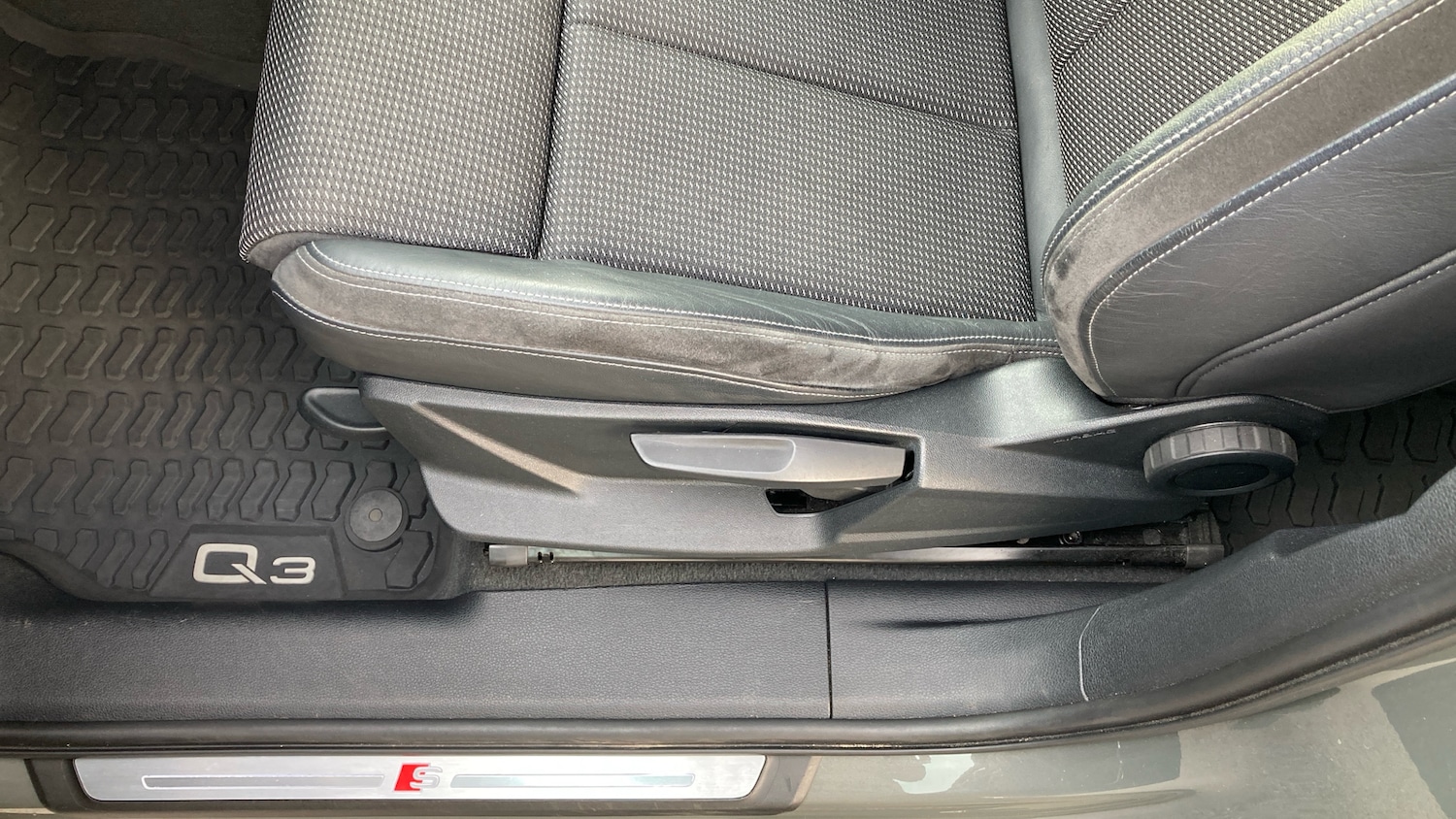 Used Audi Q3 2019 for sale - 77681665: Photo 82