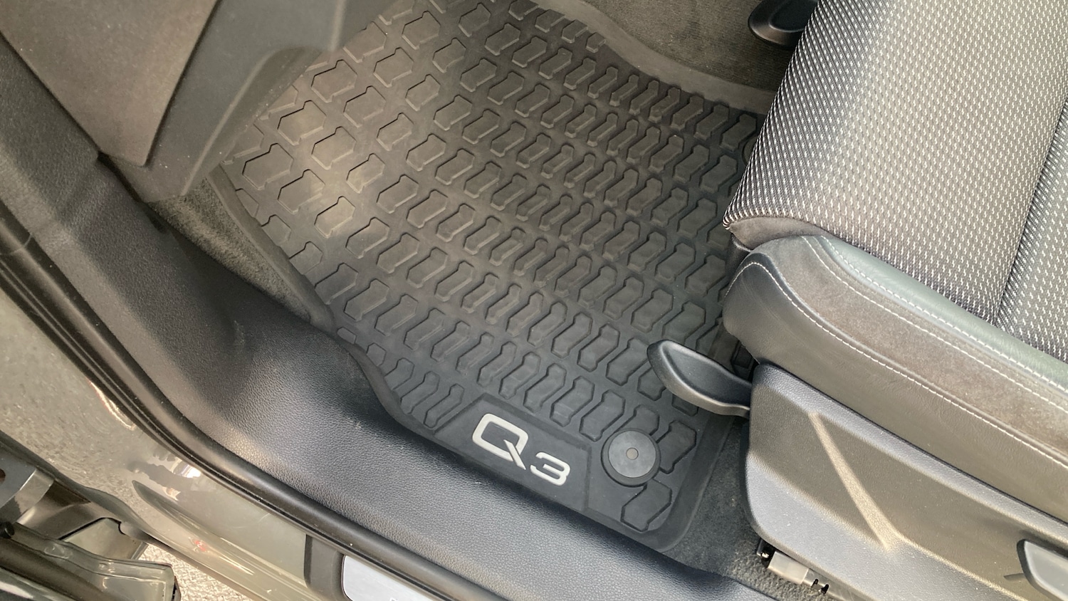 Used Audi Q3 2019 for sale - 77681665: Photo 86