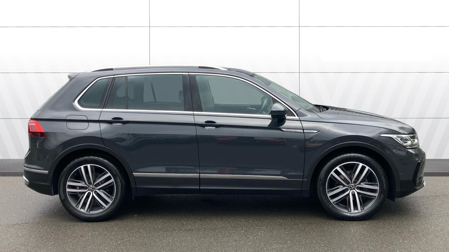 Used Volkswagen Tiguan 2021 for sale - 77677004: Photo 5